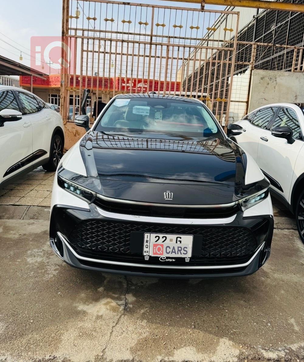 تۆیۆتا کراون